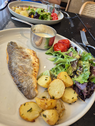 Photo of Vourla - 3-5, The Colonnade, St Albans AL3 4DD